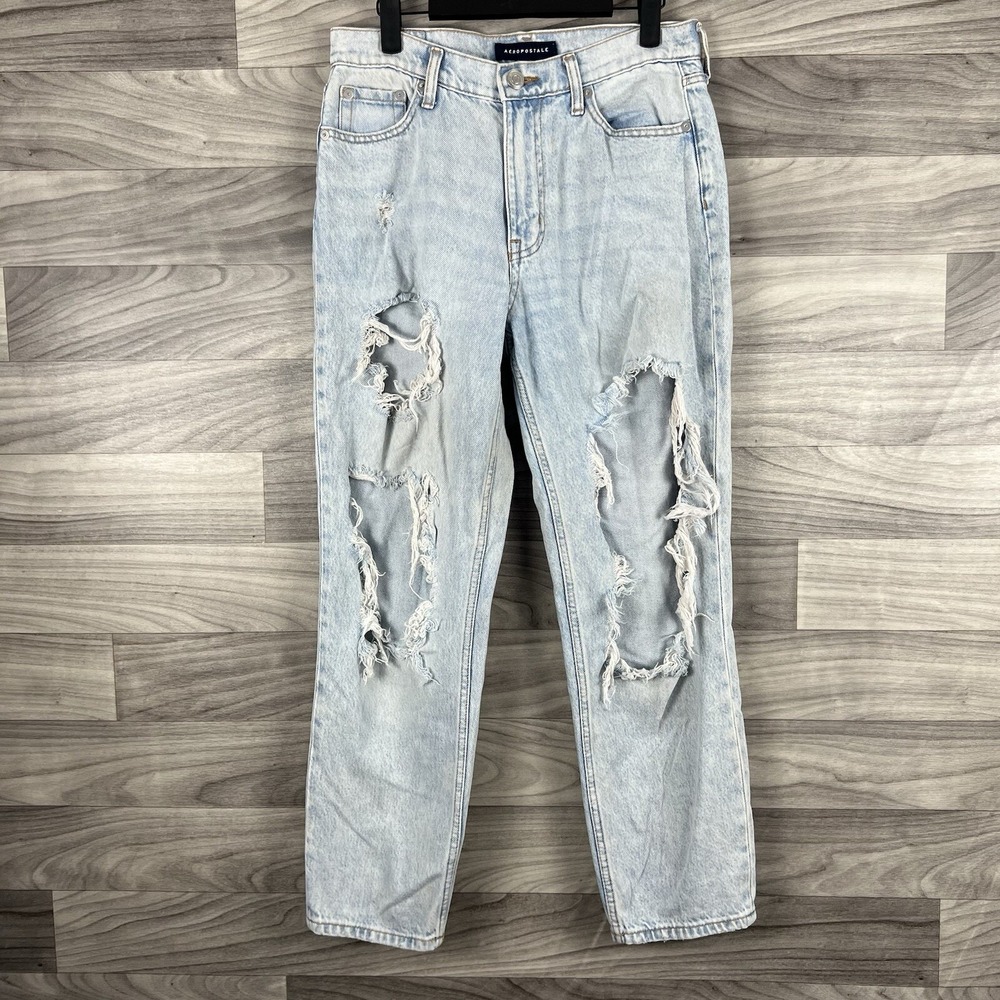 Aeropostale Jeans Womens 6 Blue‎ Mom Jean Denim Distressed Light Wash High Rise